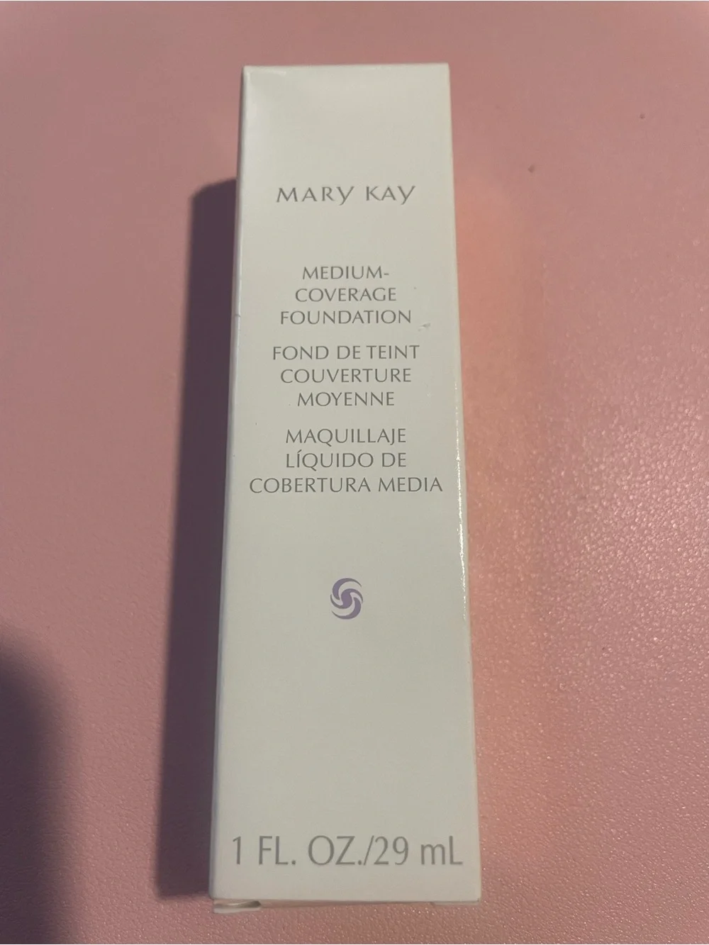 Mary Kay Medium-Coverage Liquid Foundation - shade Ivory 2